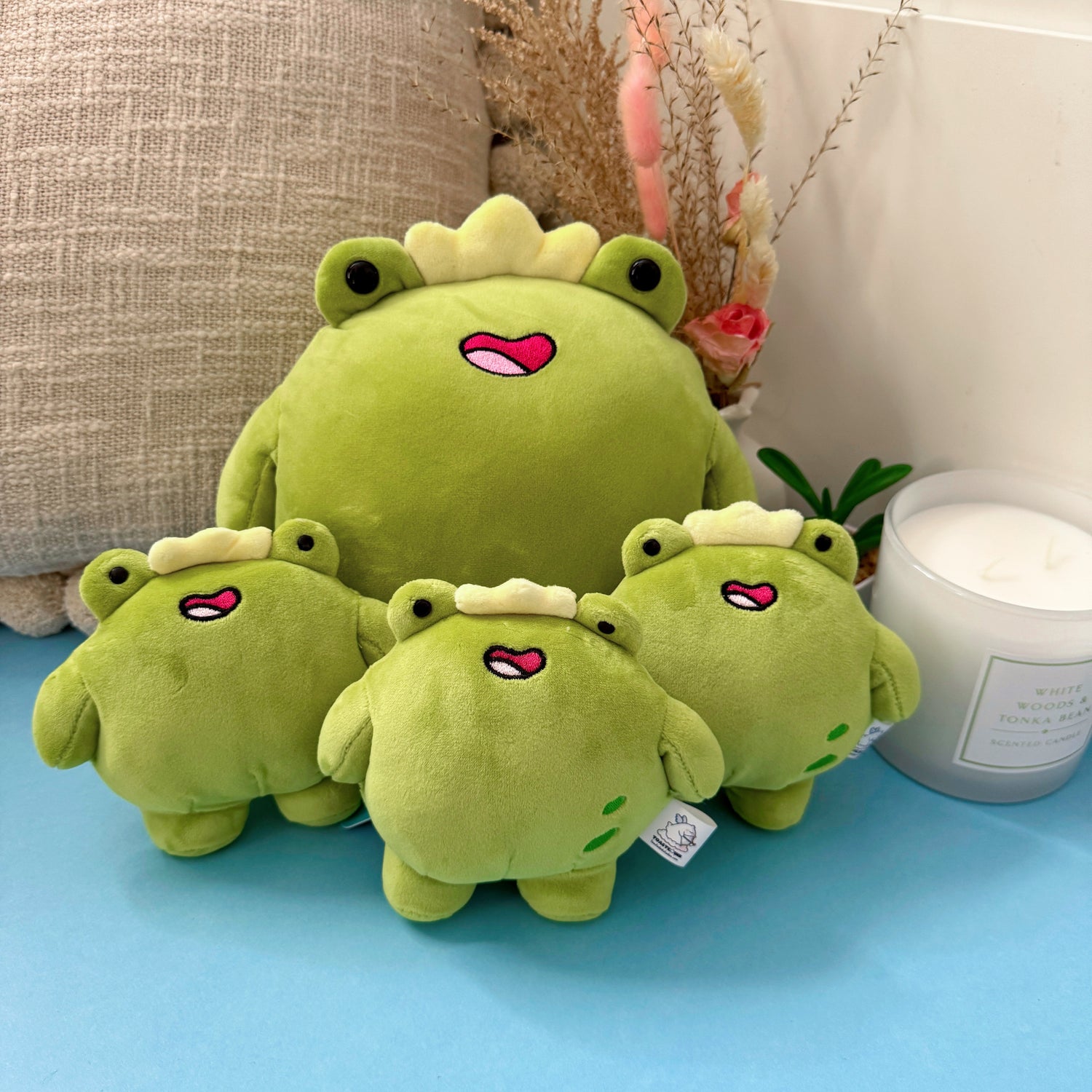 Frog plush with three baby frog plush toys
