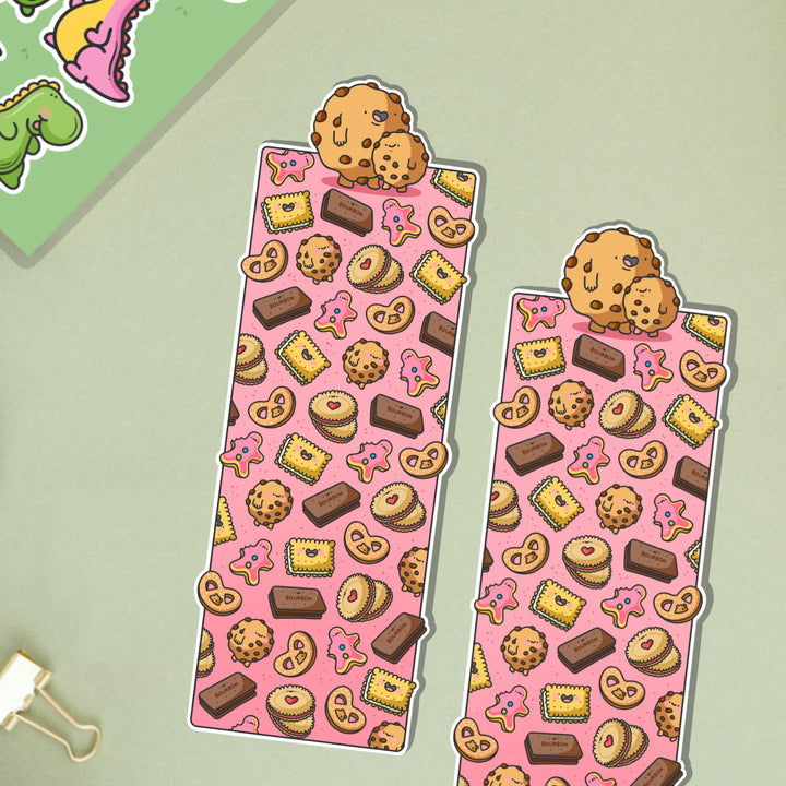 Biscuit Bookmark on green table