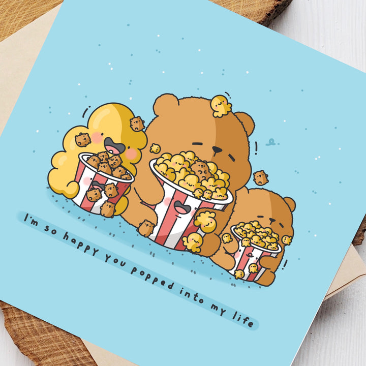 Popcorn bear card close up