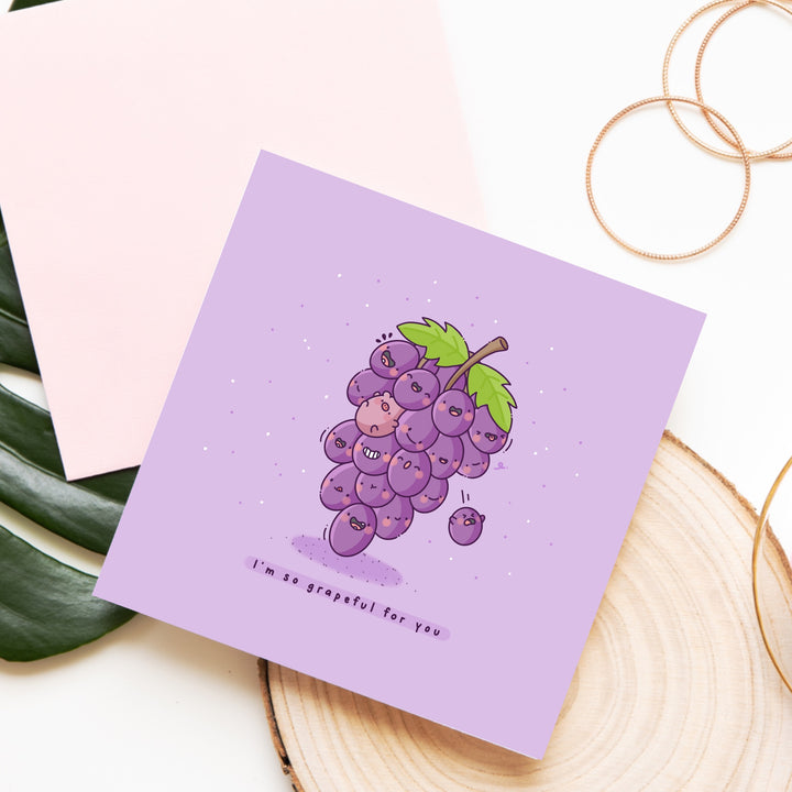 Grapes Card on wooden block