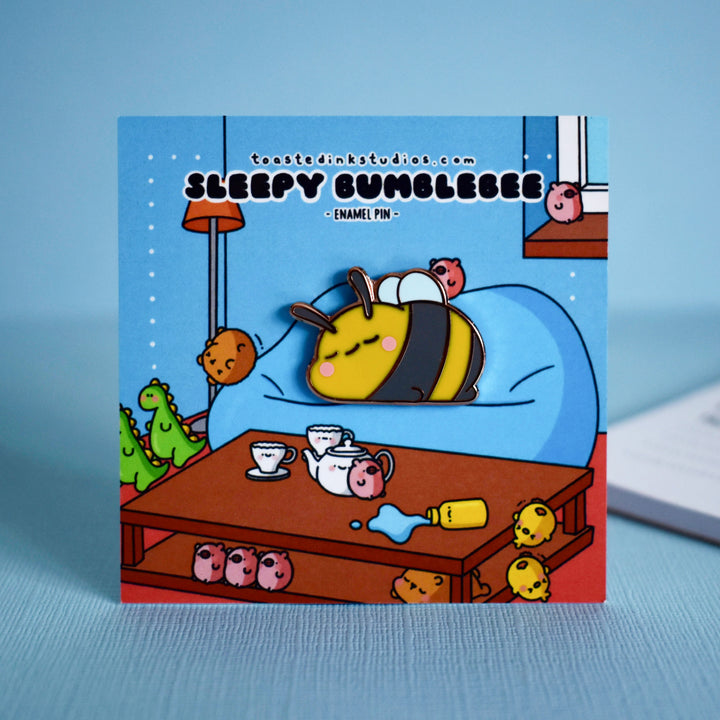 Sleepy bee pin on beanbag backing card